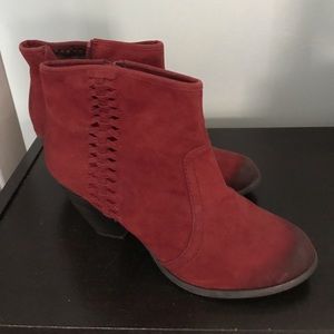 Ankle boots